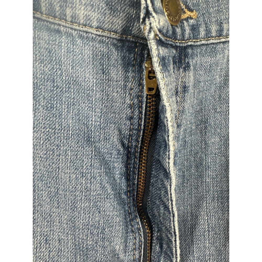 Wrangler Mens 38x30 Regular Fit Jeans Light Wash Straight Leg Zipper Fly Denim - Picture 5 of 8